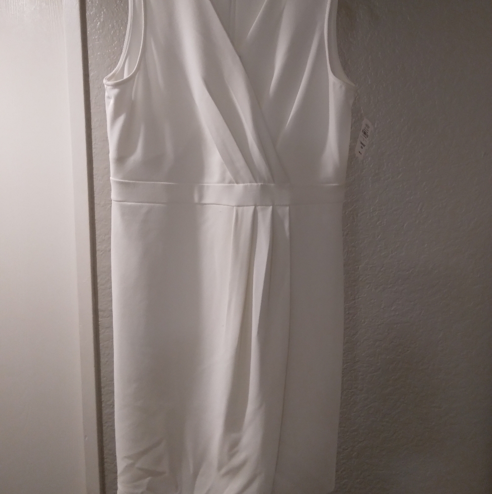 Ivory Neiman Marcus Sleeveless Dress